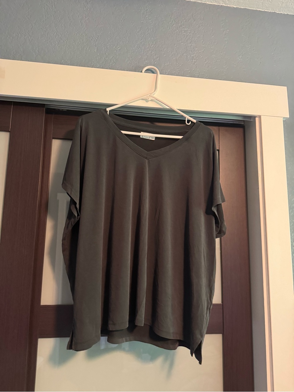 Maurices Relaxed V-Neck Short Sleeve Top in Grey